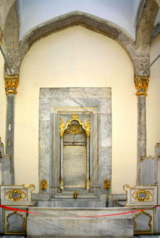 topkapipalaceharembaths.jpg